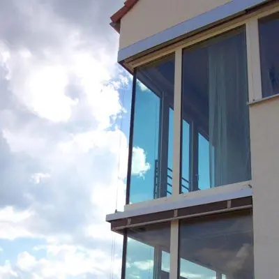 угловое остекление