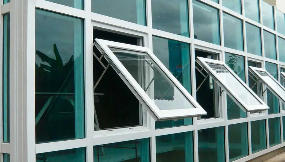 Какие окна ПВХ в Минске лучше подходят для остекления?