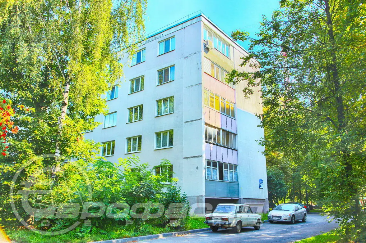 Жилой дом по адресу Бельского 25 (Пластиковое остекление)